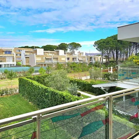 Modern At Perla 245 * Plazhi San Pietro