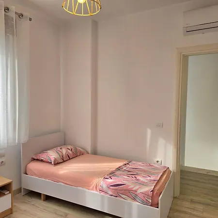 Modern At Perla 245 Villa Plazhi San Pietro
