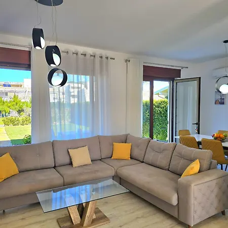 Villa Modern At Perla 245 Plazhi San Pietro