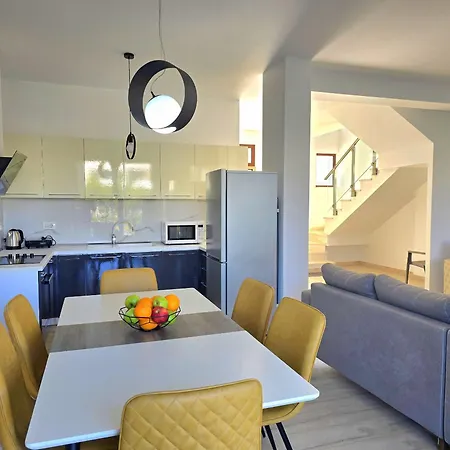 Villa Modern At Perla 245 Plazhi San Pietro